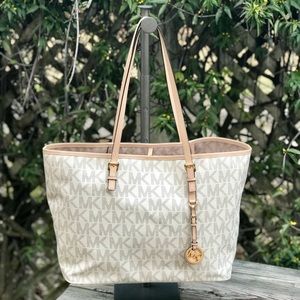 Michael Kors Signature Tote